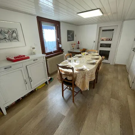 Casa de Férias Chez Joelle, - Le Charme Au Bout De L 'impasse *
